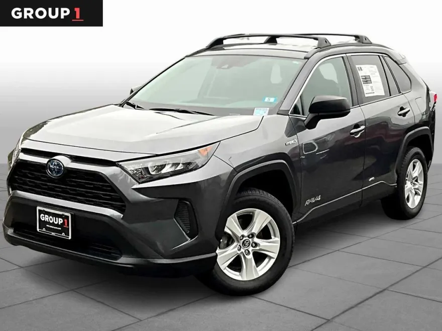 2021 Toyota RAV4 Hybrid LE photo 1