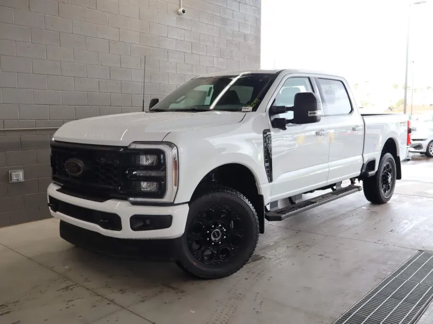 2026 Ford F-250 XLT photo 1