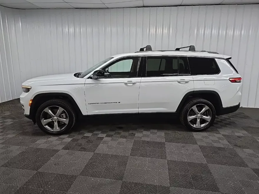 2022 Jeep Grand Cherokee Limited photo 1