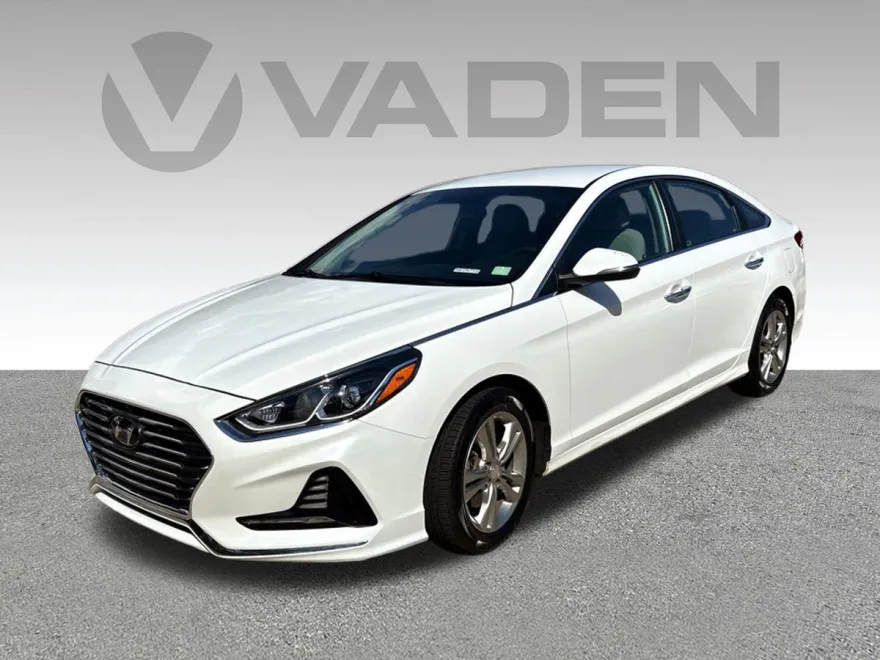 2018 Hyundai Sonata SEL photo 1
