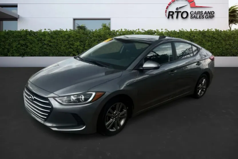 2018 Hyundai Elantra SEL photo 1