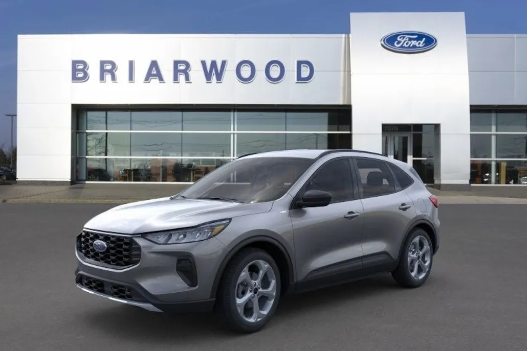 2025 Ford Escape ST-Line photo 1