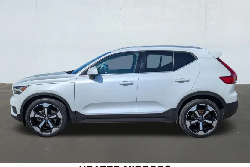 2019 Volvo XC40 T5 Inscription photo 1
