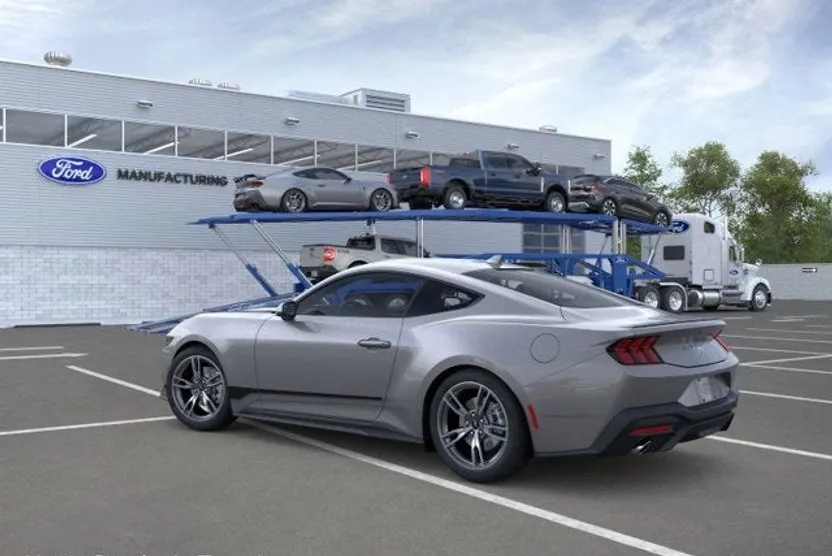 2025 Ford Mustang EcoBoost Premium photo 1