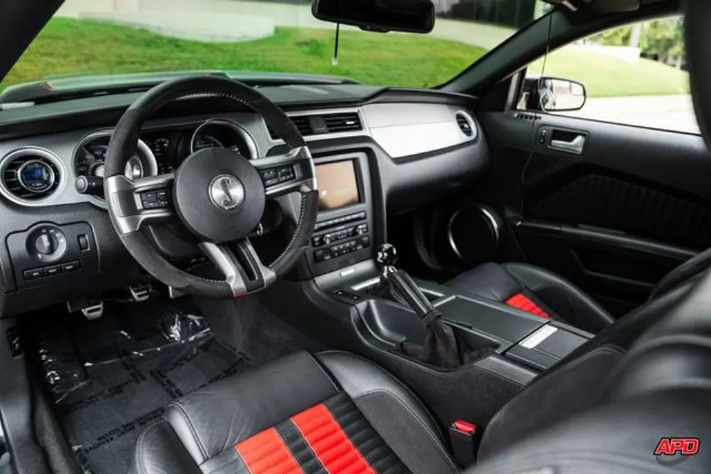 2011 Ford Mustang Shelby GT photo 1
