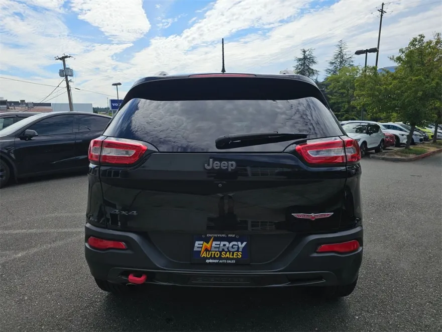 2017 Jeep Cherokee Trailhawk photo 1