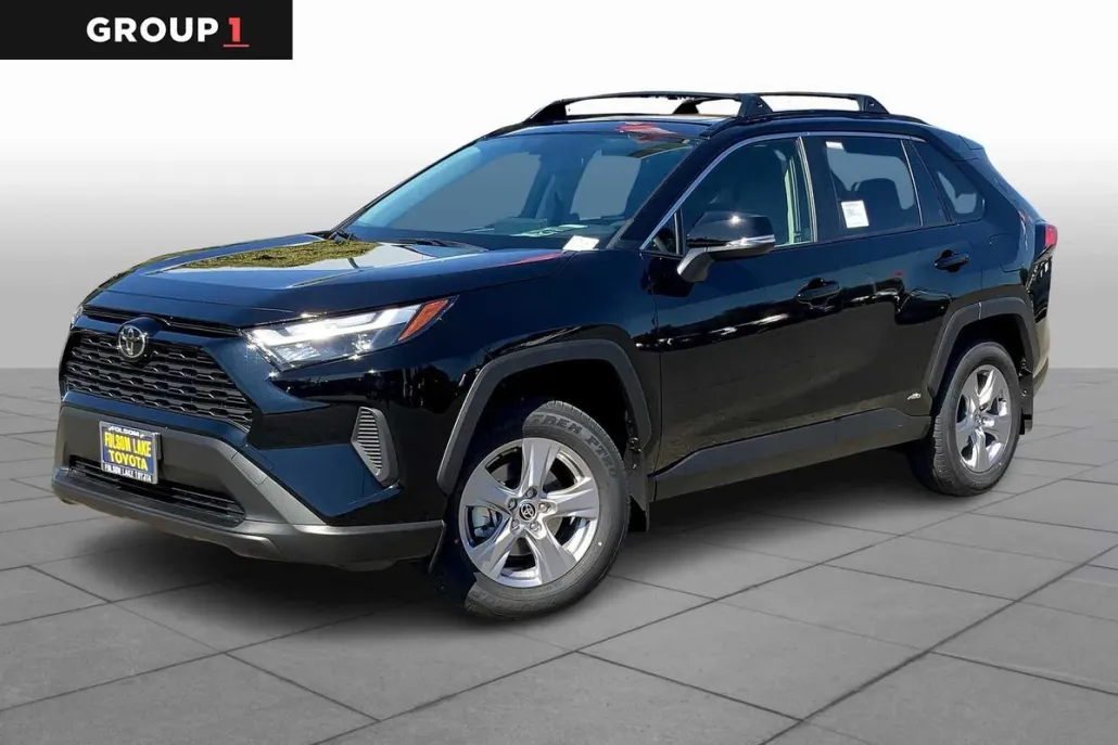 2025 Toyota RAV4 Hybrid XLE photo 1