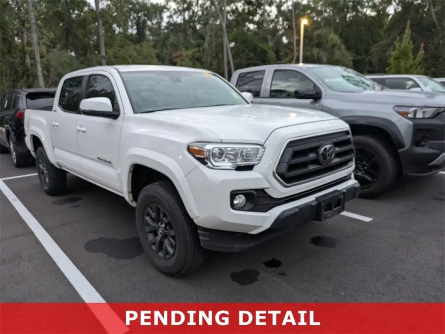 2022 Toyota Tacoma SR5 V6 photo 1