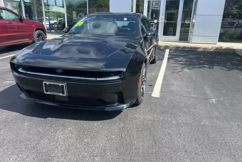2024 Dodge Charger Daytona R/T AWD photo 1