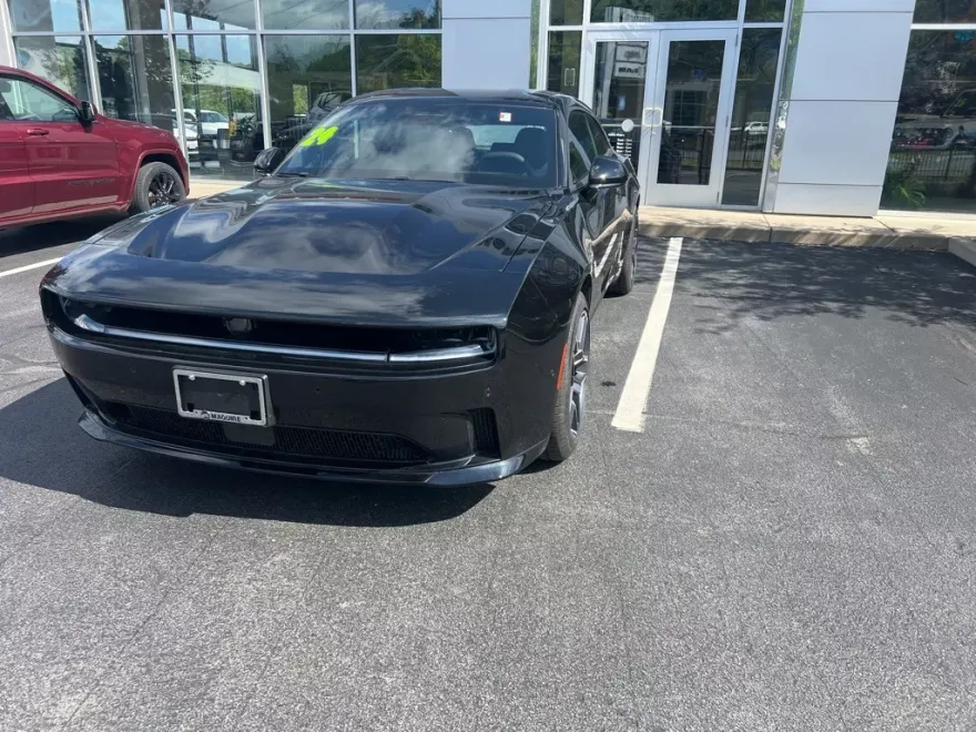 2024 Dodge Charger Daytona R/T AWD photo 1