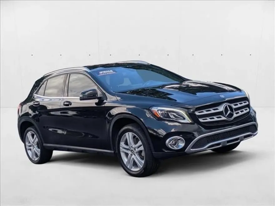 2020 Mercedes Benz GLA 250 photo 1