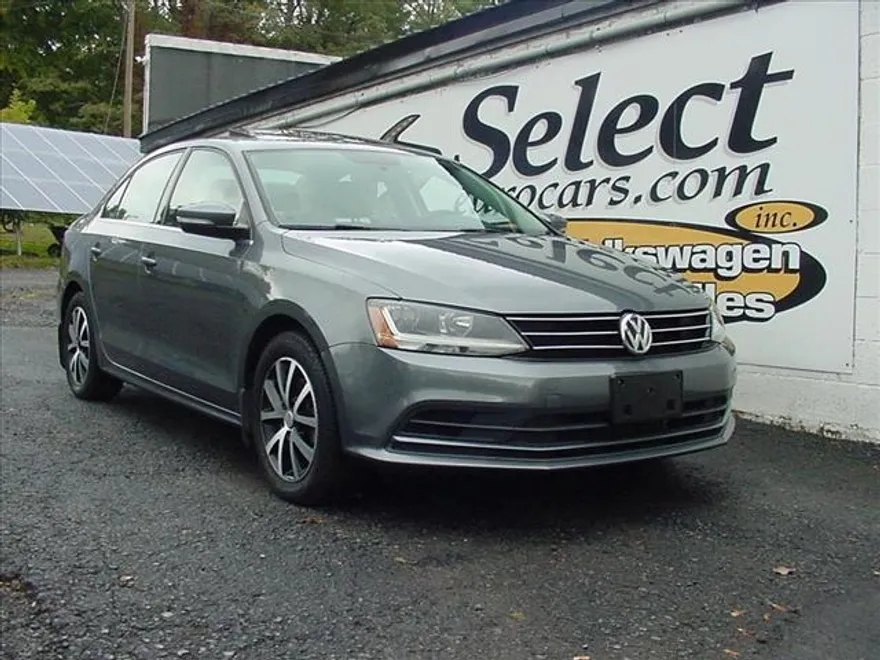 2017 Volkswagen Jetta SE photo 1