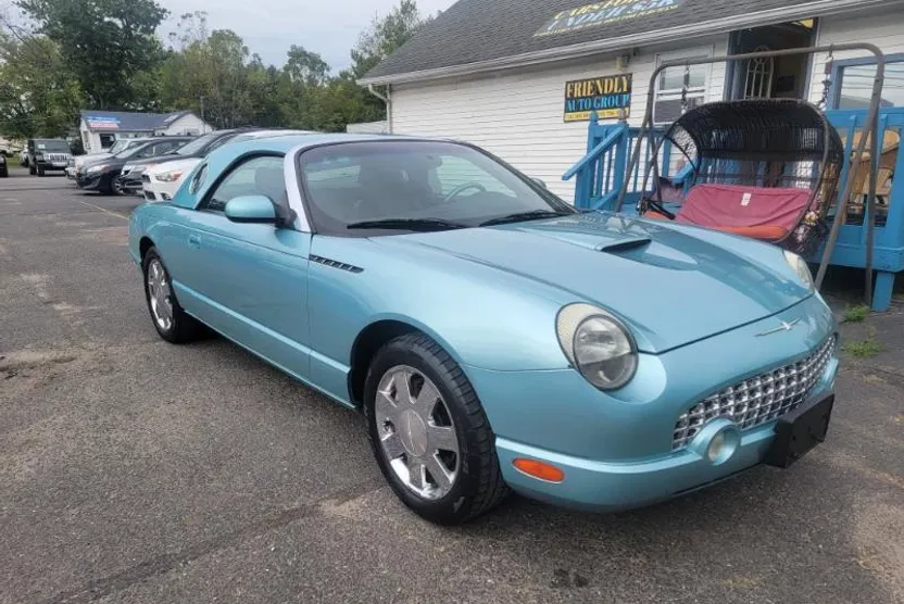 2002 Ford Thunderbird Deluxe photo 1