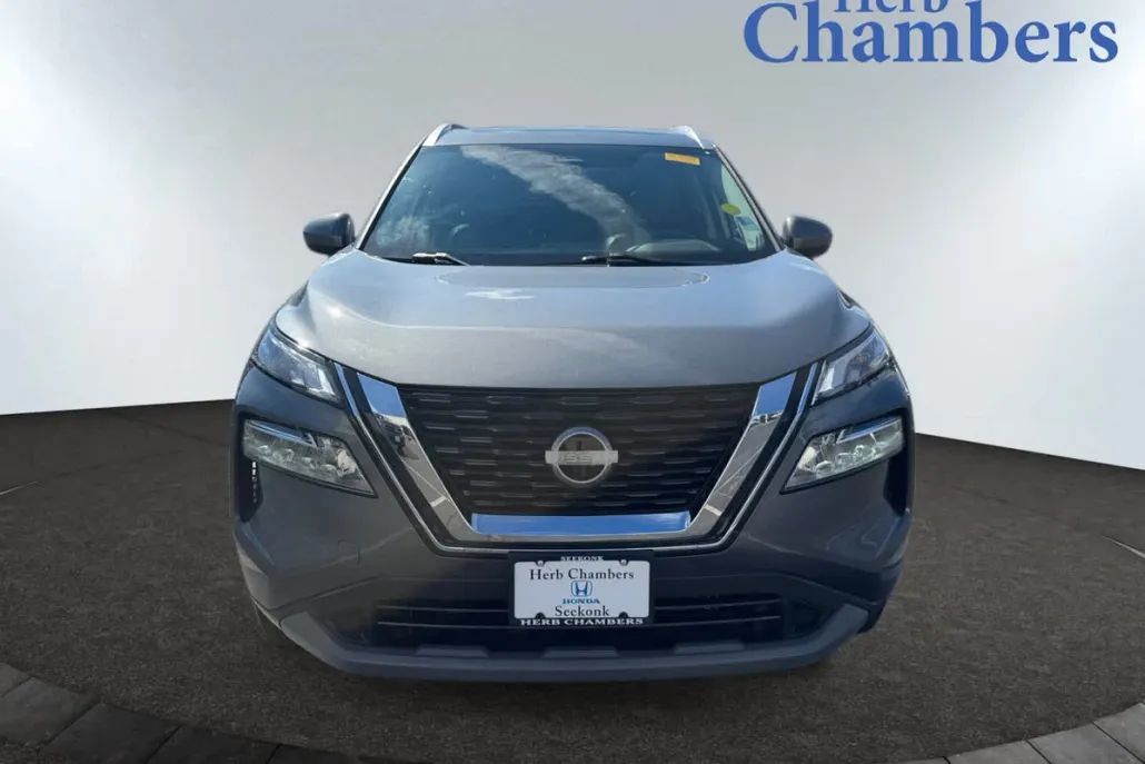 2023 Nissan Rogue SV photo 1
