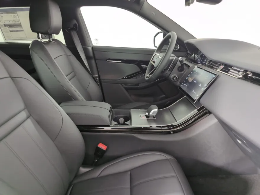 2026 Land Rover Range Rover Evoque S photo 1