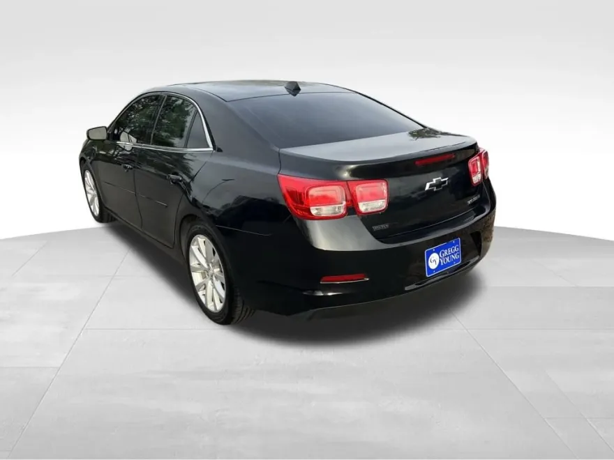 2013 Chevrolet Malibu 2LT photo 1