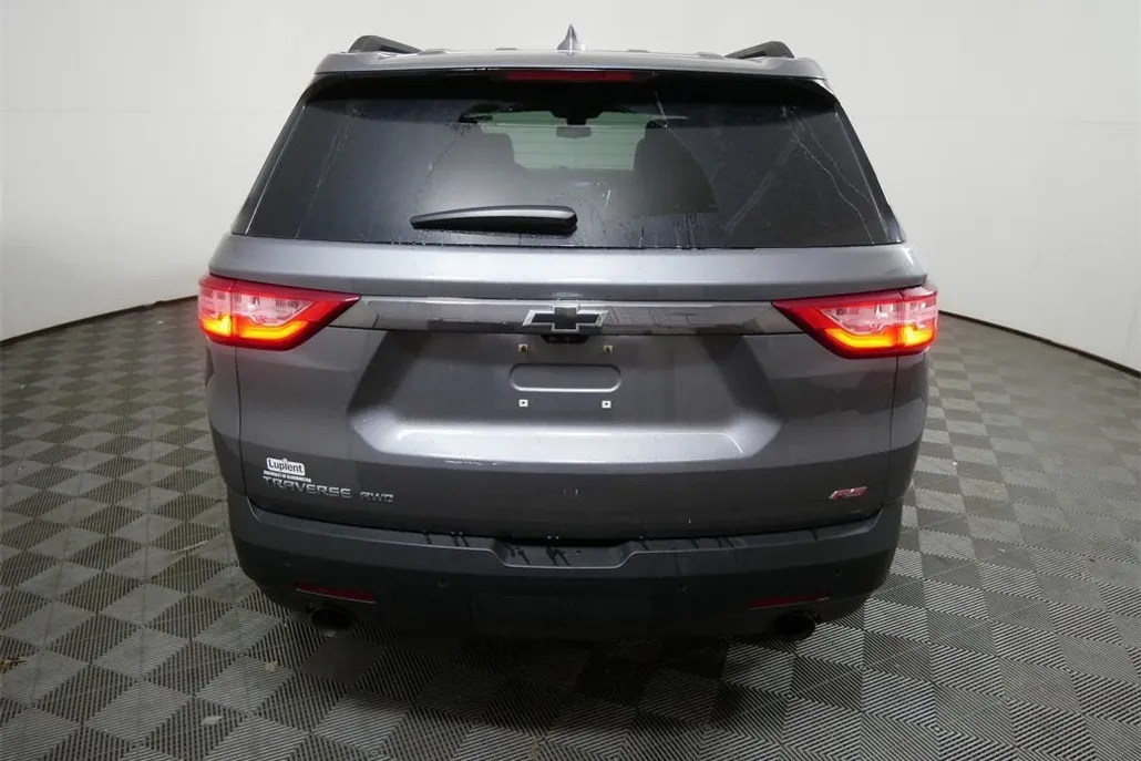 2020 Chevrolet Traverse RS photo 1