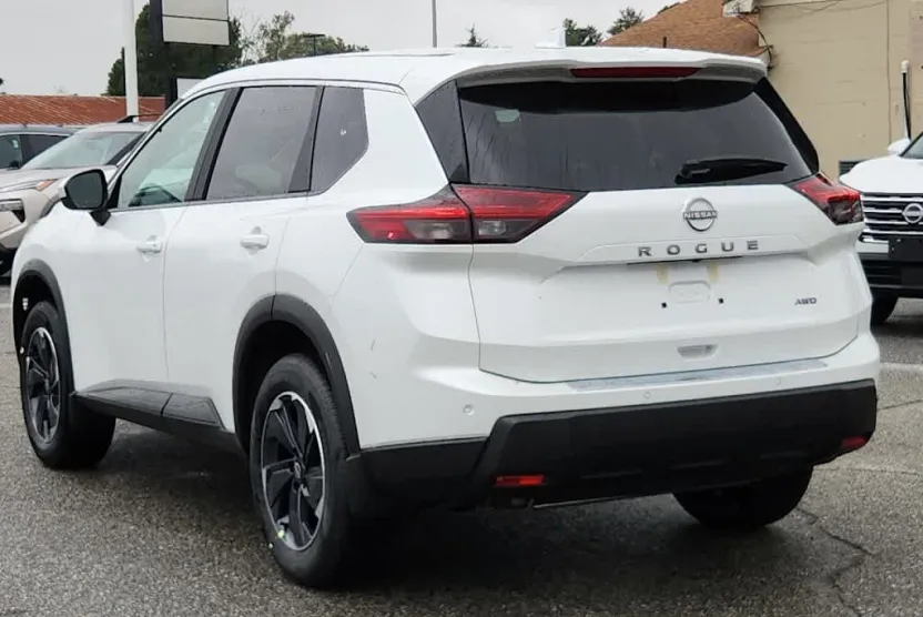 2026 Nissan Rogue SV photo 1