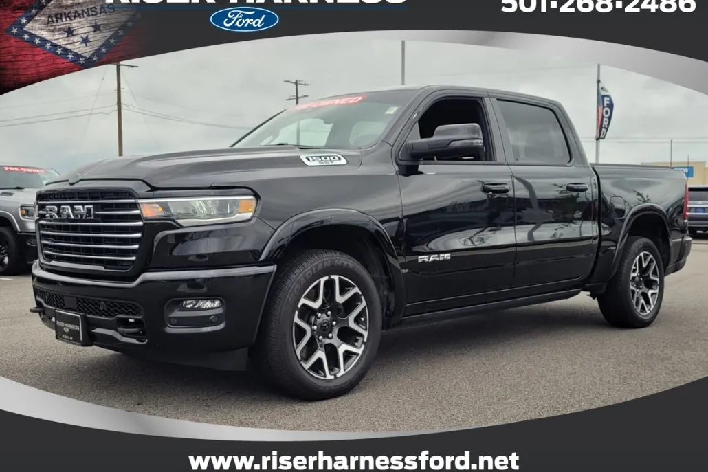 2025 Ram 1500 Laramie photo 1