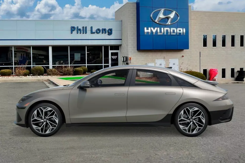 2025 Hyundai Ioniq 6 SEL photo 1