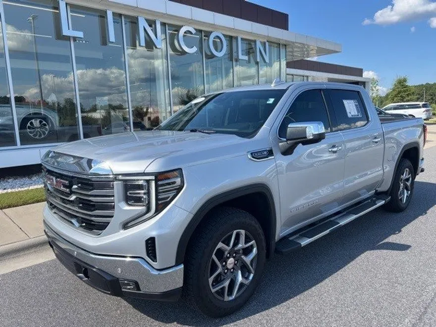 2022 Gmc Sierra 1500 SLT photo 1