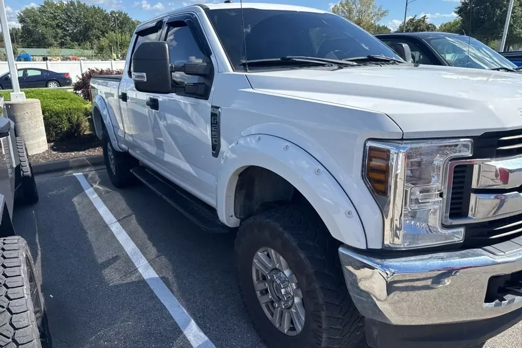 2019 Ford F-250 XLT photo 1