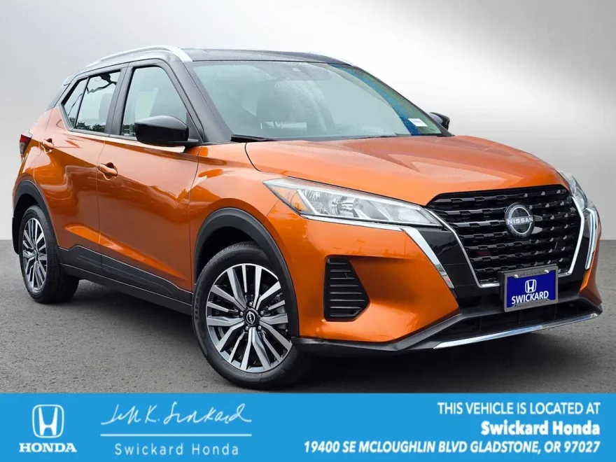 2023 Nissan Kicks SV photo 1