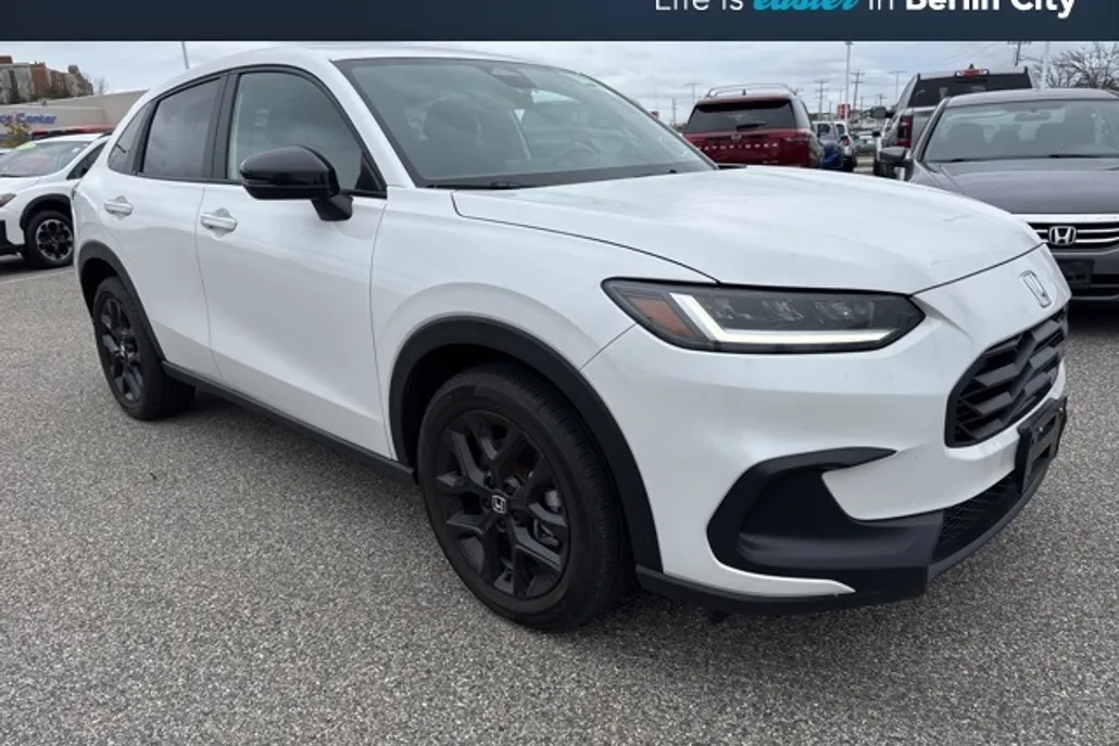 2023 Honda HR-V Sport photo 1