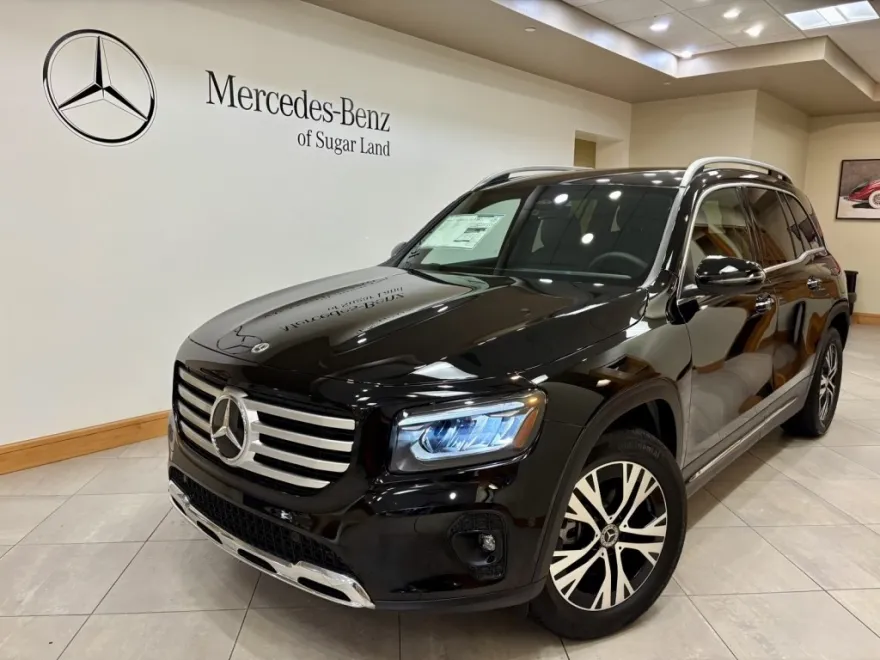 2025 Mercedes Benz GLB 250 photo 1