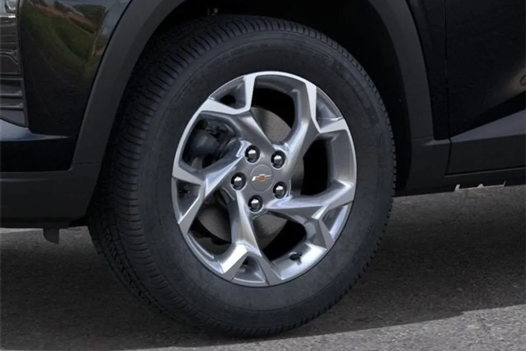 2026 Chevrolet Trax LS photo 1