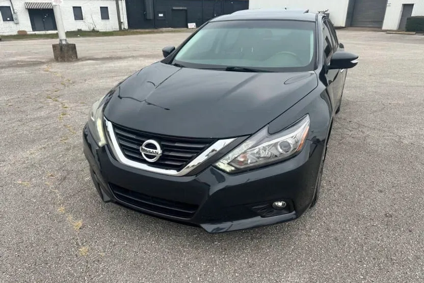 2016 Nissan Altima 2.5 SL photo 1