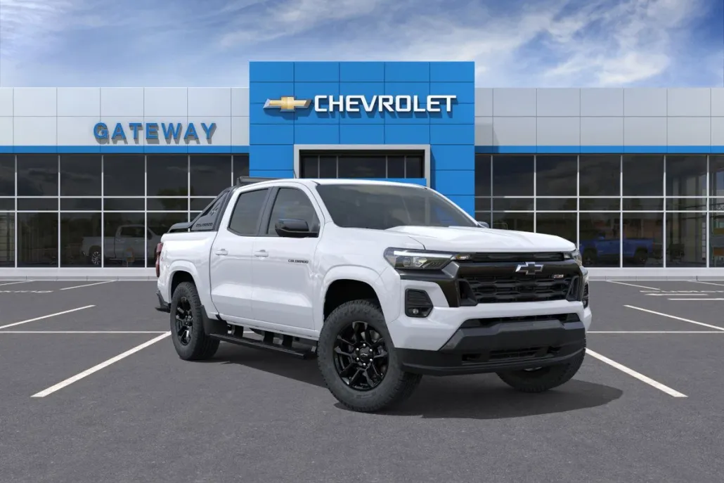 2025 Chevrolet Colorado Z71 photo 1