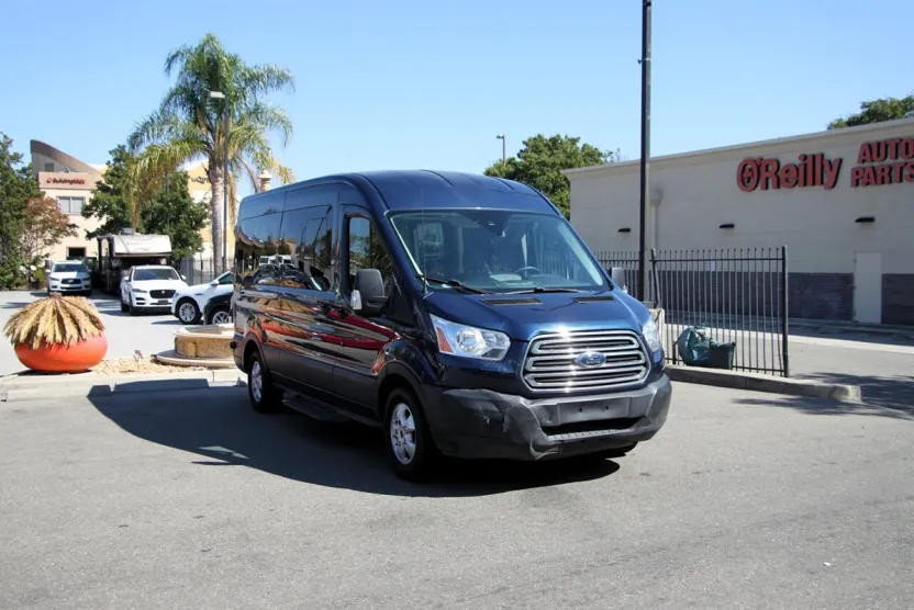 2019 Ford Transit XLT photo 1