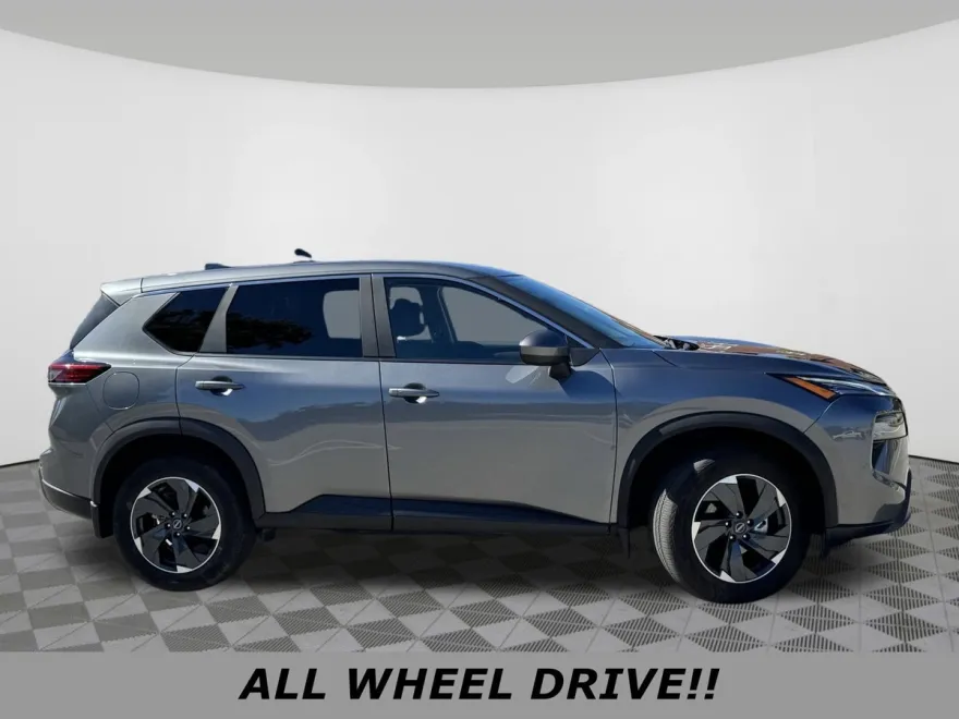 2024 Nissan Rogue AWD SV photo 1