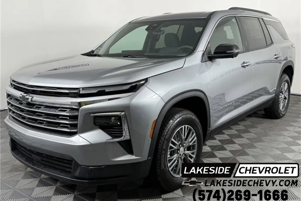 2026 Chevrolet Traverse photo 1
