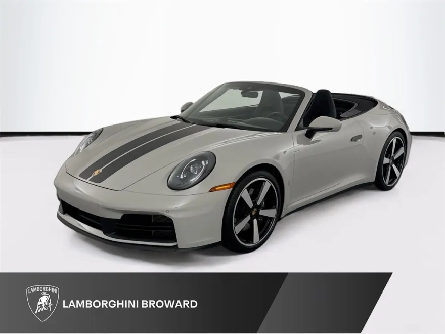 2025 Porsche 911 photo 1