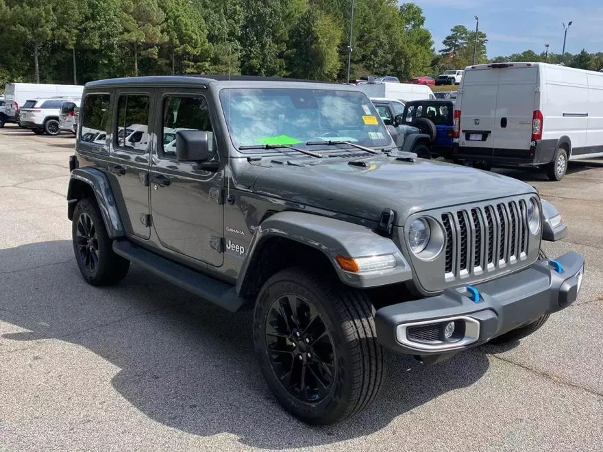 2023 Jeep Wrangler 4xe Sahara photo 1