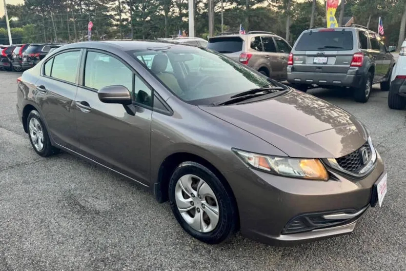 2015 Honda Civic LX photo 1