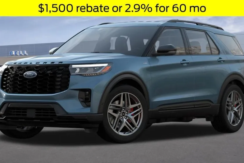 2025 Ford Explorer ST-Line photo 1