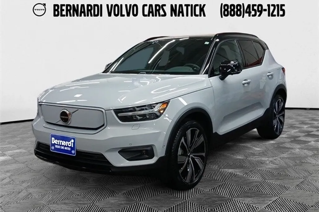 2022 Volvo XC40 Recharge P8 Ultimate photo 1