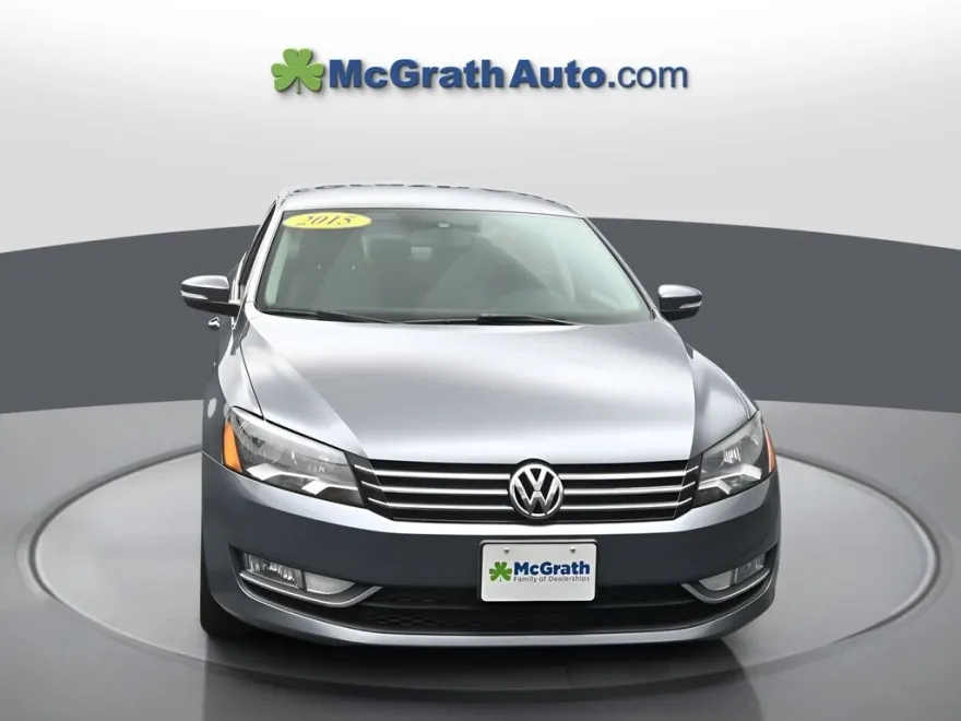 2015 Volkswagen Passat Limited photo 1