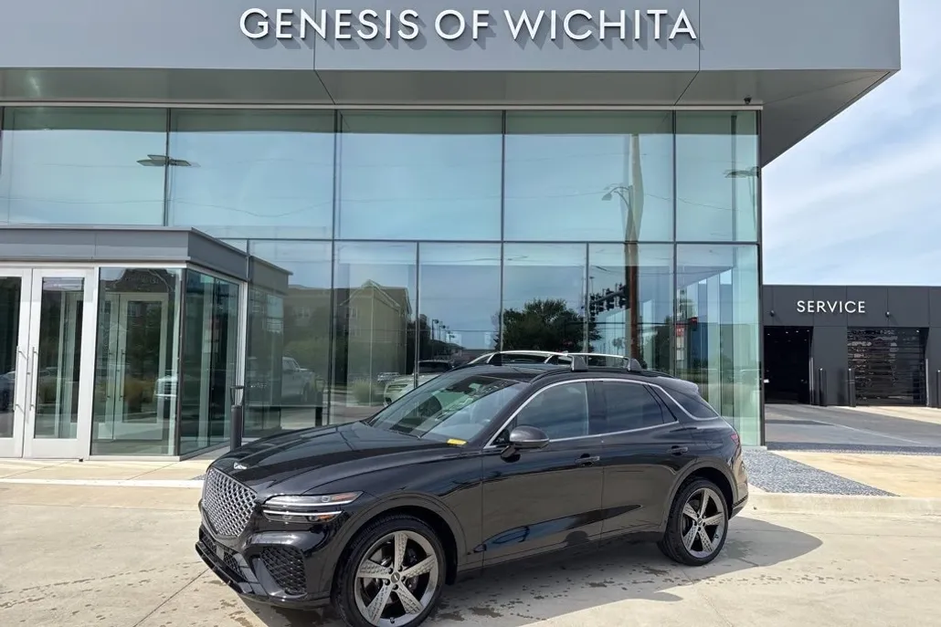 2024 Genesis GV70 3.5T Sport photo 1