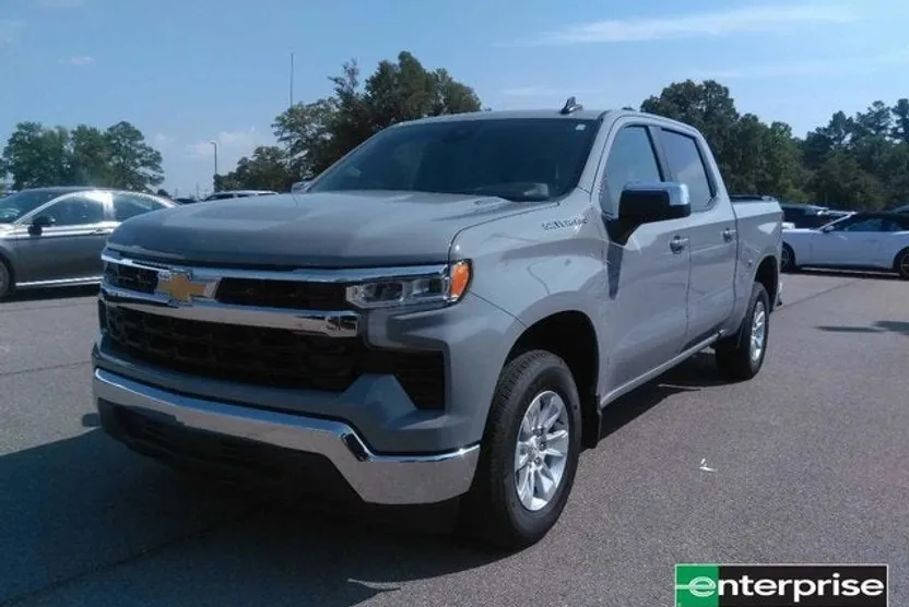 2024 Chevrolet Silverado 1500 LT photo 1