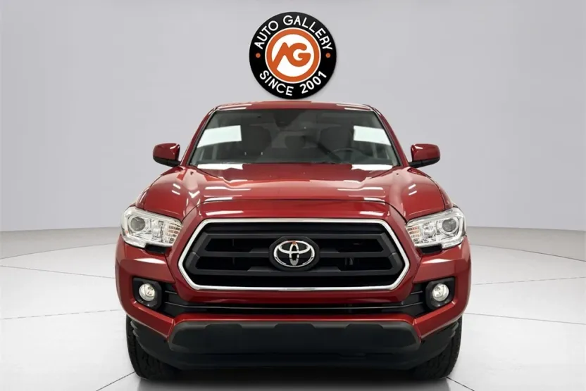 2021 Toyota Tacoma SR5 photo 1