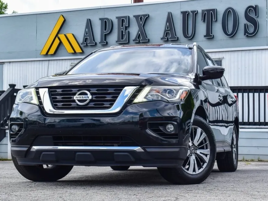 2020 Nissan Pathfinder SV photo 1