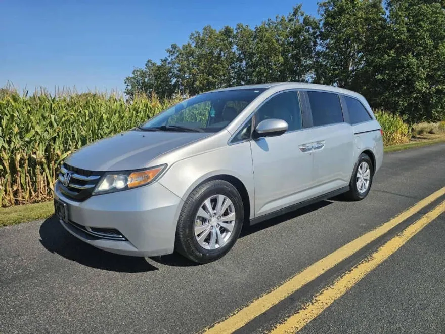 2015 Honda Odyssey EX-L photo 1