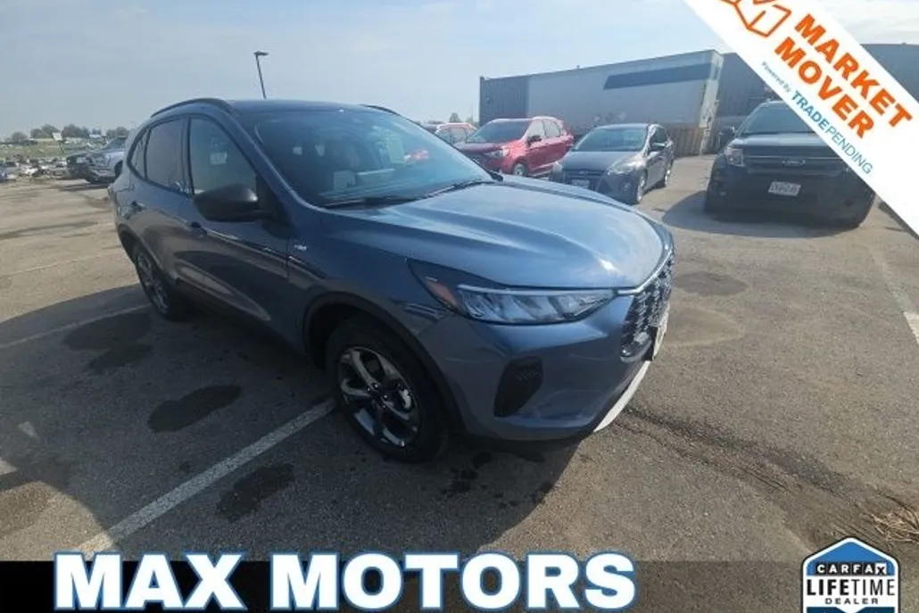 2025 Ford Escape ST-Line photo 1