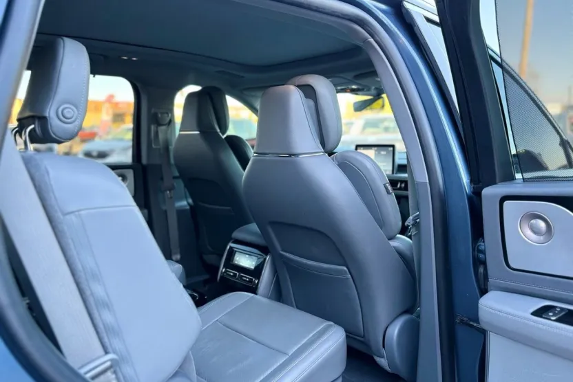 2020 Lincoln Aviator Reserve photo 1