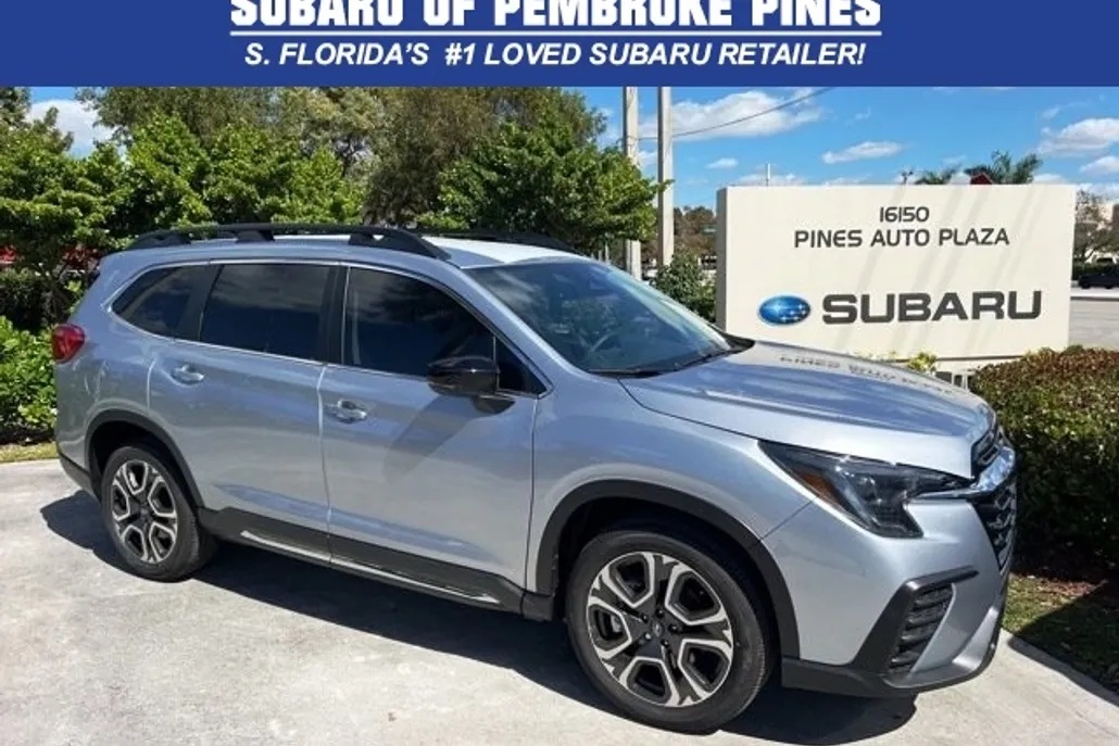 2025 Subaru Ascent Limited photo 1