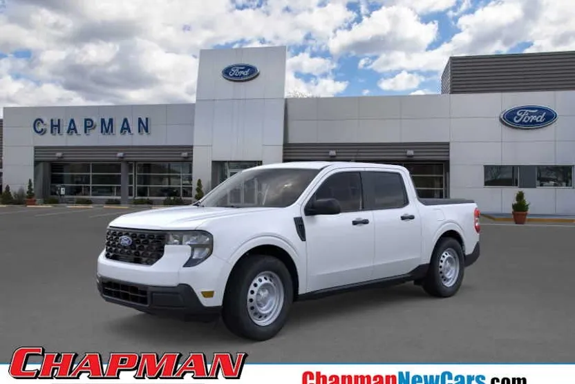 2025 Ford Maverick XL photo 1